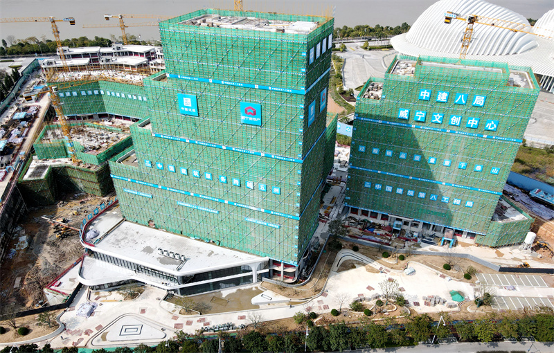 /QJ_629966245877.jpg 建设中的东盟·乐天使文创中心.jpg
