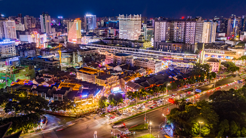 /QJ_633821095543.jpg 老南宁·三街两巷魅力夜景.jpg