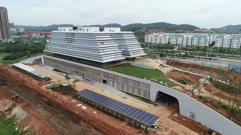 /QJ_051942462820.jpg 已落成的南宁市图书馆(李倩雯图).JPG